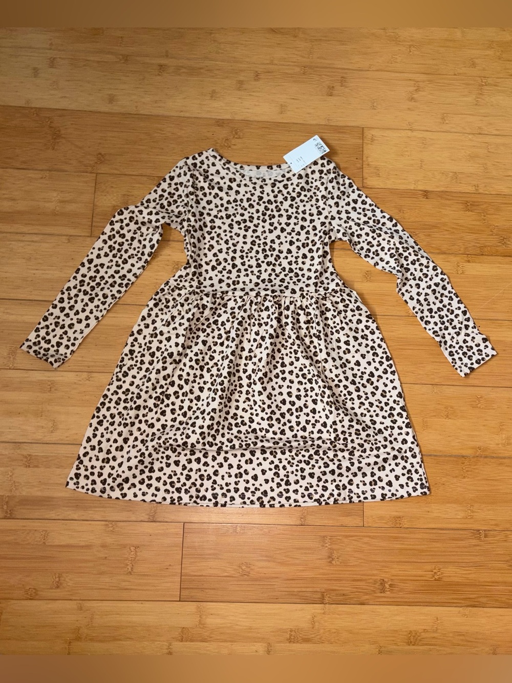 NWT Girl’s Size 6X-7 Leopard Print Long Sleeve Knit Dress